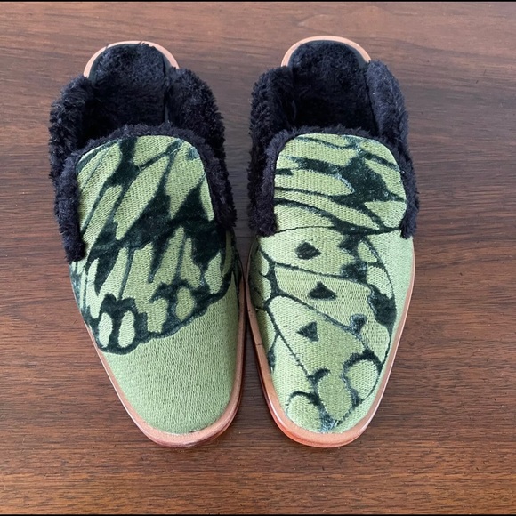 Free People Green Butterfly Effect Faux Fur Mule Shoes - Picture 2 of 7